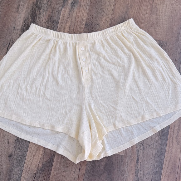 *Like New* Aerie Off-Duty Pointelle Pale Yellow Boxers - Picture 2 of 4